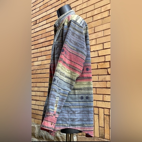 Vintage 90’s Woolrich Aztec Southwestern Heavyweight Flannel Shirt Extra Large - Picture 4 of 9